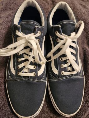 Men's VANS Navy Canvas Low-Top Sneakers with White Accents